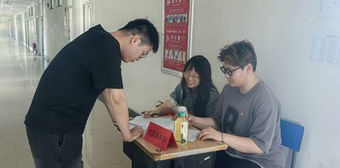 毕业答辩志愿服务